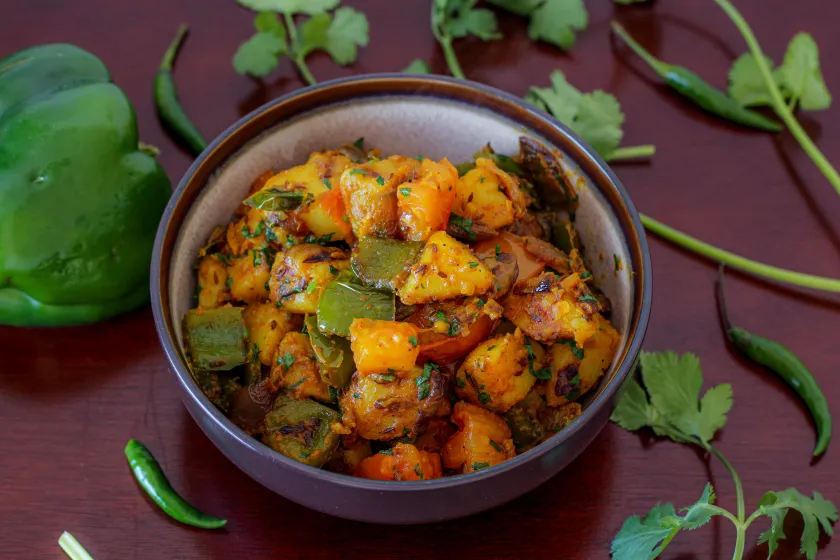 शिमला मिर्च आलू की सबजी रेसिपी १ Shimla Mirch Aloo